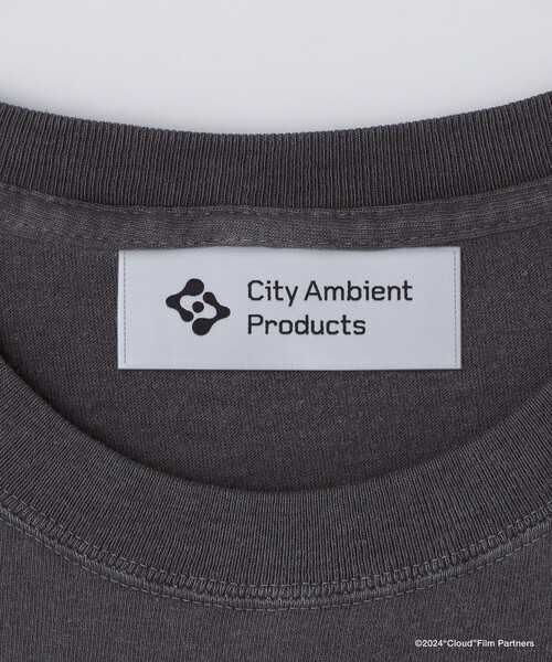 City Ambient Products(シティアンビエントプロダクツ)の「City Ambient Products: 映画『Cloud クラウド』タイトルロゴデザインTシャツ(Tシャツ/カットソー・メンズ・チャコールグレー/ブラック・SMALL/MEDIUM/LARGE/X-LARGE)」の6枚目の写真