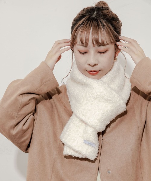 SMELLY（スメリー）の「ボアニットマフラー（マフラー・レディース・グレー/アイボリー/ブラック・-）」の13枚目の写真