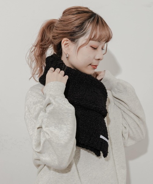 SMELLY（スメリー）の「ボアニットマフラー（マフラー・レディース・グレー/アイボリー/ブラック・-）」の7枚目の写真