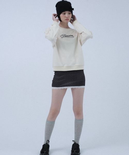 FCMM(エフシーエムエム)の「ROSE EMBROIDERY CREWNECK SWEAT/ローズエンブロイダリークルーネックスウェット(スウェット・レディース・ネイビー/ピンク/ホワイト・SMALL/MEDIUM)」の6枚目の写真