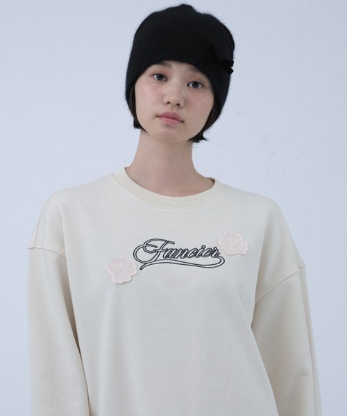 FCMM(エフシーエムエム)の「ROSE EMBROIDERY CREWNECK SWEAT/ローズエンブロイダリークルーネックスウェット(スウェット・レディース・ネイビー/ピンク/ホワイト・SMALL/MEDIUM)」の8枚目の写真