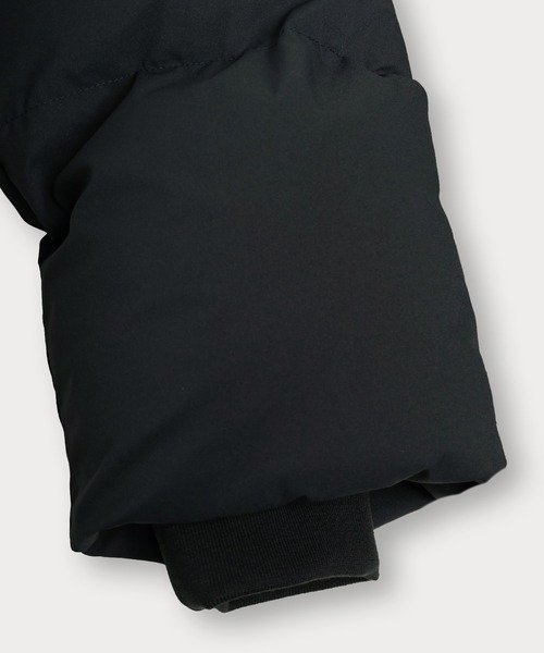 mihns closet(ミンズクローゼット)の「【0】【mihns closet/ミンズクローゼット】ワンポイントロゴ ビッグポケット ボリューム ファイバー ダウンジャケット(ダウンジャケット/コート・レディース・ブラック/セージグリーン/オフホワイト/ネイビー・M/L/XL)」の12枚目の写真