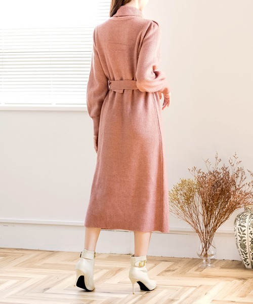 Julia Boutique（ジュリアブティック）の「【22-24.5cm】 モチーフ付き ポインテッドトゥ ショートブーツ（ブーツ・レディース・ブラック/アイボリー・36/35/40/39/38/37）」の4枚目の写真