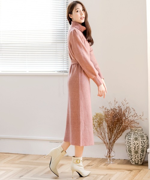 Julia Boutique（ジュリアブティック）の「【22-24.5cm】 モチーフ付き ポインテッドトゥ ショートブーツ（ブーツ・レディース・ブラック/アイボリー・36/35/40/39/38/37）」の9枚目の写真