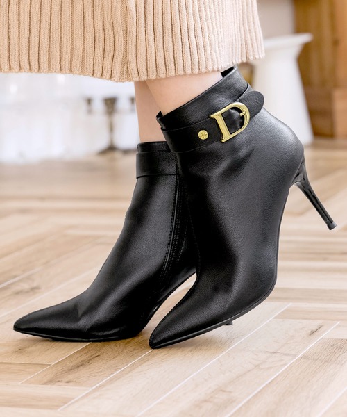 Julia Boutique（ジュリアブティック）の「【22-24.5cm】 モチーフ付き ポインテッドトゥ ショートブーツ（ブーツ・レディース・ブラック/アイボリー・36/35/40/39/38/37）」の12枚目の写真