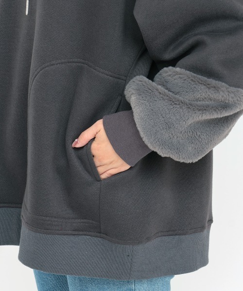 チチカカ（チチカカ）の「袖ファースウェットフーディー（パーカー・レディース・チャコールグレー/ボルドー/ホワイト・FREE）」の13枚目の写真