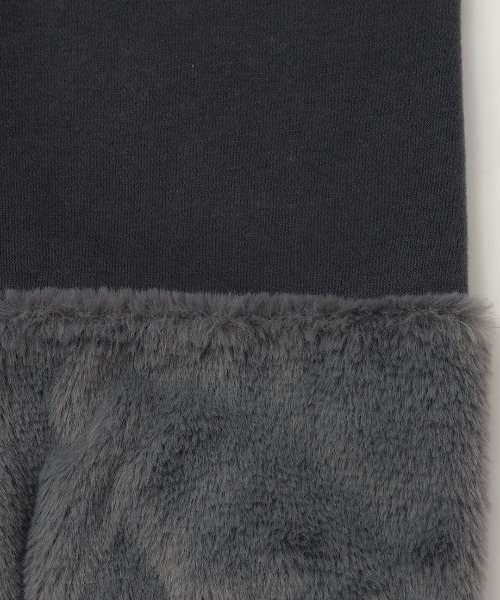 チチカカ（チチカカ）の「袖ファースウェットフーディー（パーカー・レディース・チャコールグレー/ボルドー/ホワイト・FREE）」の15枚目の写真