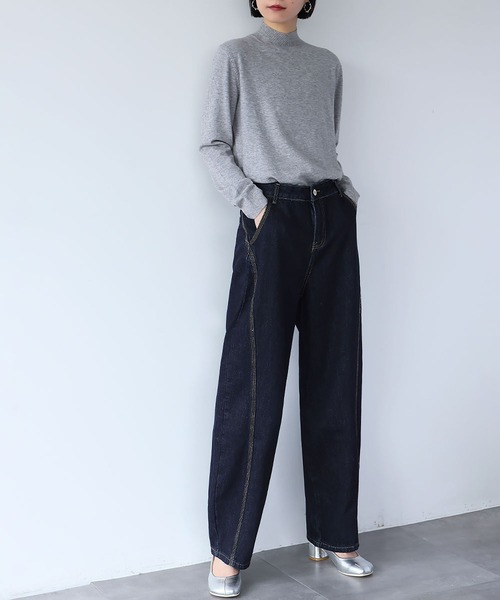 LOWO(ロワ)の「ステッチラインハイウエストワイドデニムパンツ(デニムパンツ・レディース・インディゴブルー・L/M/S)」の5枚目の写真