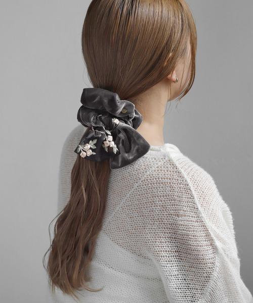 刺繍レース×ベロアリボンシュシュ（シュシュ）｜ANEMONE（アネモネ）の