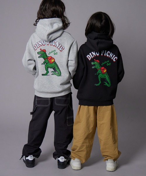 PAIRMANON STREET（ペアマノンストリート）の「【PAIRMANON STREET】裏起毛 マルチ グラフィック プリント パーカー（パーカー・キッズ・テラコッタ/レッド系その他/ベージュ系その他/ベージュ系その他2/グレー系その他2/グレー系その他3/ブルー系その他/グレー系その他/ブラック系その他2/ブラック系その他/ブラック系その他3/イエロー系その他・100/110/120/150/90/130/140/160）」の19枚目の写真