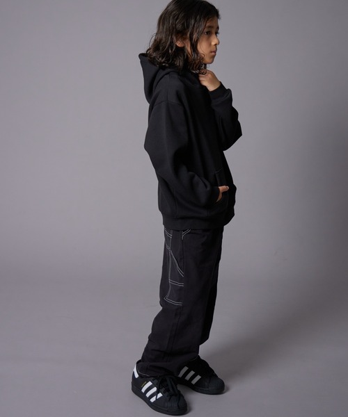 PAIRMANON STREET（ペアマノンストリート）の「【PAIRMANON STREET】裏起毛 マルチ グラフィック プリント パーカー（パーカー・キッズ・テラコッタ/レッド系その他/ベージュ系その他/ベージュ系その他2/グレー系その他2/グレー系その他3/ブルー系その他/グレー系その他/ブラック系その他2/ブラック系その他/ブラック系その他3/イエロー系その他・100/110/120/150/90/130/140/160）」の22枚目の写真