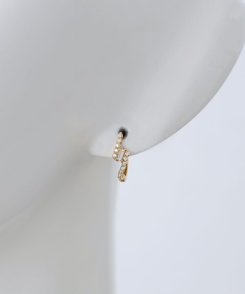 UNITED ARROWS(ユナイテッドアローズ)の「ミニ パヴェ フープピアス(ピアス(両耳用)・レディース・ゴールド/シルバー・FREE)」の8枚目の写真
