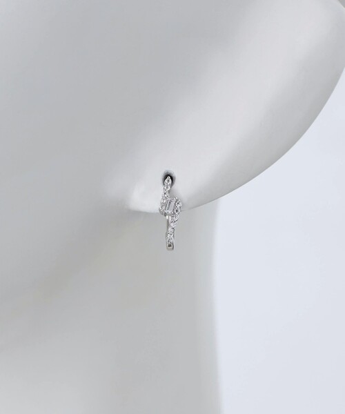 UNITED ARROWS(ユナイテッドアローズ)の「ミニ パヴェ フープピアス(ピアス(両耳用)・レディース・ゴールド/シルバー・FREE)」の9枚目の写真