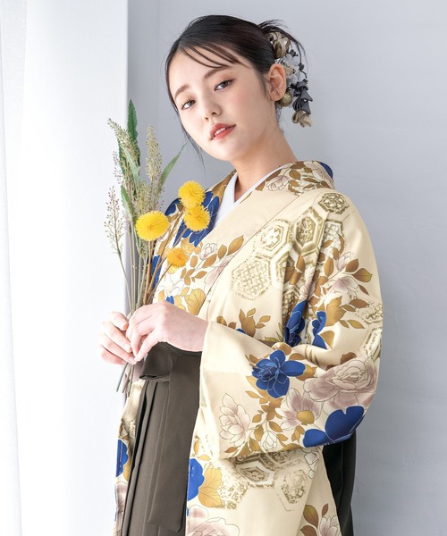 floroレディース袴4点セット （着物・襦袢・下帯・袴）（着物）｜SOUBIEN（ソウビエン）