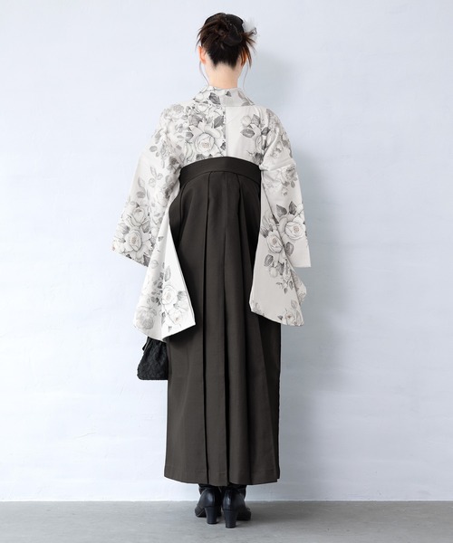 floroレディース袴4点セット （着物・襦袢・下帯・袴）（着物）｜SOUBIEN（ソウビエン）