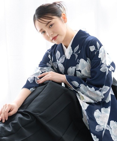 floroレディース袴4点セット （着物・襦袢・下帯・袴）（着物）｜SOUBIEN（ソウビエン）