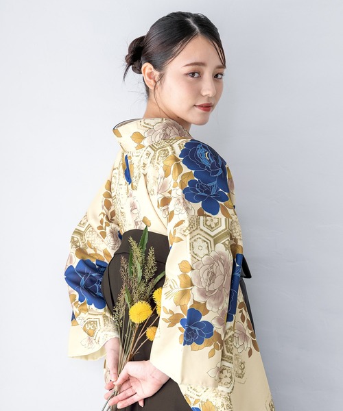 floroレディース袴4点セット （着物・襦袢・下帯・袴）（着物）｜SOUBIEN（ソウビエン）