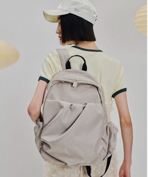 emmi(エミ)の「【emmi|NEW ERA】9TWENTYサテンキャップ(キャップ・レディース・ネイビー/ピンク/アイボリー・FREE)」の4枚目の写真