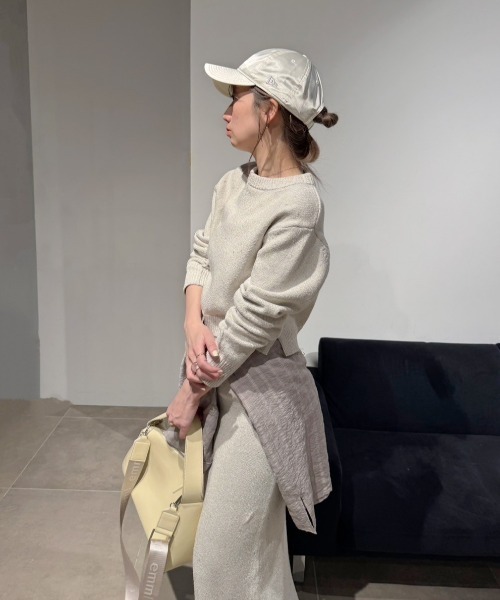 『最終価格』emmi×NEW ERAピンク サテン ベースボールキャップ 最終価格』emmi×NEW ERAピンク サテン ベースボールキャップ