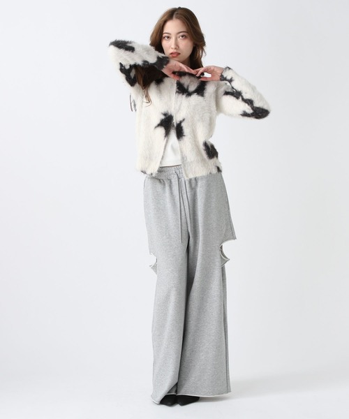 FOREVER 21(フォーエバー トゥエンティーワン)の「【2025SS】モヤパターンダブルジップカーデイガン(カーディガン/ボレロ・レディース・ベージュ/ナチュラル/ブルー・FREE)」の4枚目の写真