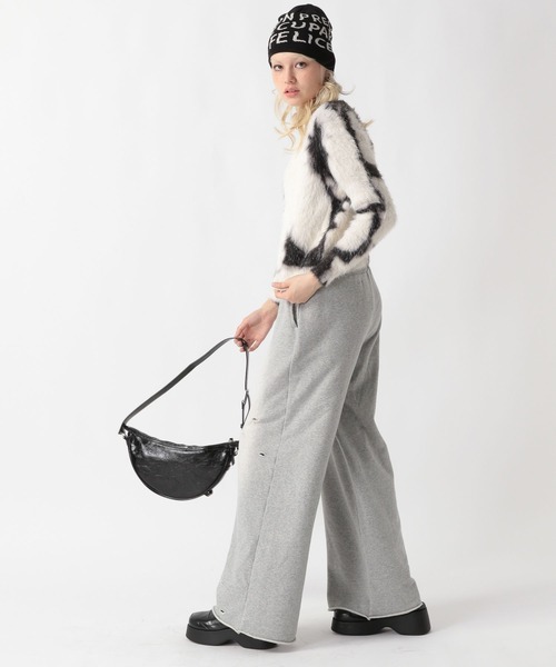 FOREVER 21(フォーエバー トゥエンティーワン)の「【2025SS】モヤパターンダブルジップカーデイガン(カーディガン/ボレロ・レディース・ベージュ/ナチュラル/ブルー・FREE)」の10枚目の写真