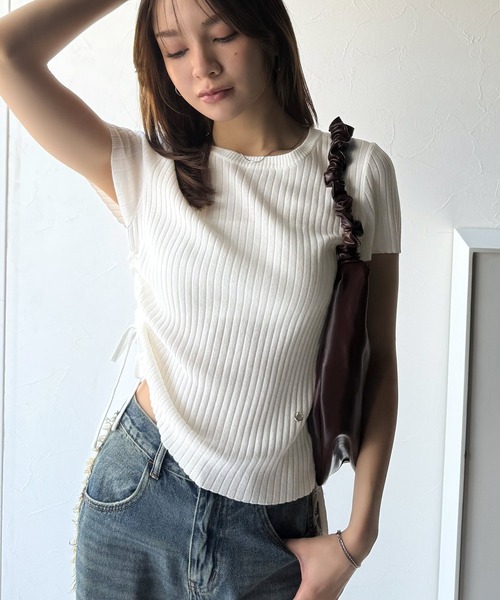 mily bilet(ミウィビレット)の「【mily bilet】トレンドのサイドリボン◎ドロスト使いボタンデザインサマーリブニットトップス(半袖)(Tシャツ/カットソー・レディース・ベージュ系その他/ホワイト×ブラック/ホワイト/ブラック・SMALL/X-LARGE/LARGE/MEDIUM)」の18枚目の写真