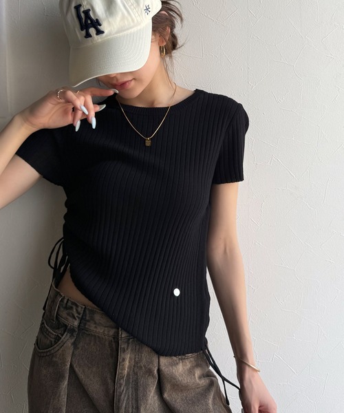 mily bilet(ミウィビレット)の「【mily bilet】トレンドのサイドリボン◎ドロスト使いボタンデザインサマーリブニットトップス(半袖)(Tシャツ/カットソー・レディース・ベージュ系その他/ホワイト×ブラック/ホワイト/ブラック・SMALL/X-LARGE/LARGE/MEDIUM)」の11枚目の写真