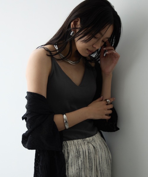 セール】カップインVネックキャミソール（キャミソール）｜DFFUR