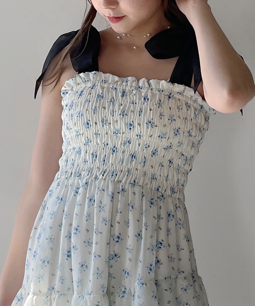 one way（ワンウェイ）の「ティアードシャーリングキャミワンピース（ワンピース・レディース・ホワイト系その他/ブラック系その他/ピンク/ブラック/イエロー系その他/ブルー系その他・FREE）」の9枚目の写真