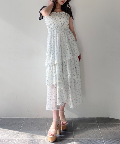 one way（ワンウェイ）の「ティアードシャーリングキャミワンピース（ワンピース・レディース・ホワイト系その他/ブラック系その他/ピンク/ブラック/イエロー系その他/ブルー系その他・FREE）」の11枚目の写真