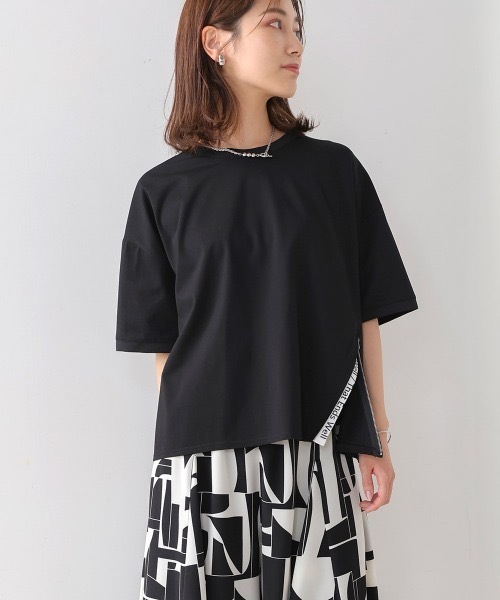 Bou Jeloud(ブージュルード)の「アシメデザインTEE(Tシャツ/カットソー・レディース・グリーン/オフホワイト/ブラック・FREE)」の5枚目の写真