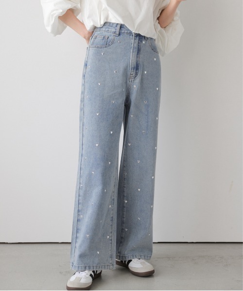 AMELY(エミリー)の「ハートモチーフ デニムパンツ(デニムパンツ・レディース・ブラック/ブルー・M/L)」の5枚目の写真