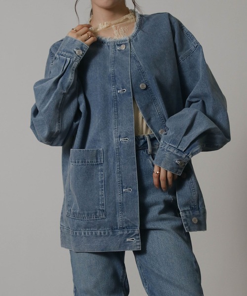 Social GIRL(ソーシャルガール)の「ボリューム袖 ノーカラー カットオフ オーバーサイズ デニムジャケット(デニムジャケット・レディース・ブラック/ライトブルー/ブルー・M/L)」の12枚目の写真