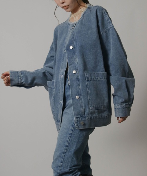 Social GIRL(ソーシャルガール)の「ボリューム袖 ノーカラー カットオフ オーバーサイズ デニムジャケット(デニムジャケット・レディース・ブラック/ライトブルー/ブルー・M/L)」の13枚目の写真