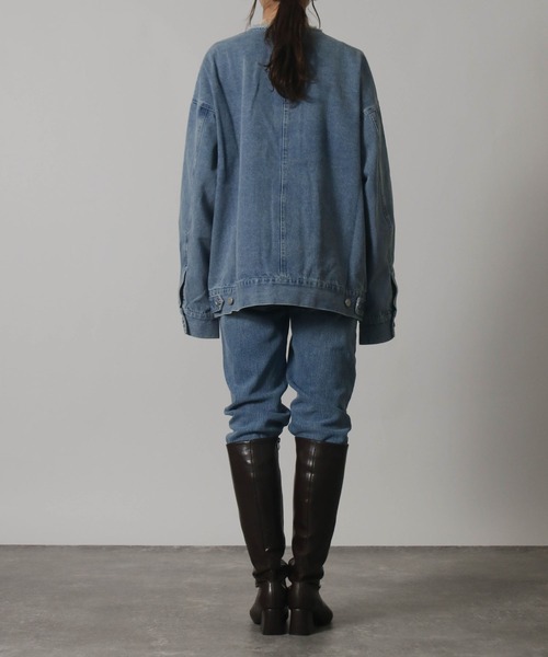 Social GIRL(ソーシャルガール)の「ボリューム袖 ノーカラー カットオフ オーバーサイズ デニムジャケット(デニムジャケット・レディース・ブラック/ライトブルー/ブルー・M/L)」の9枚目の写真
