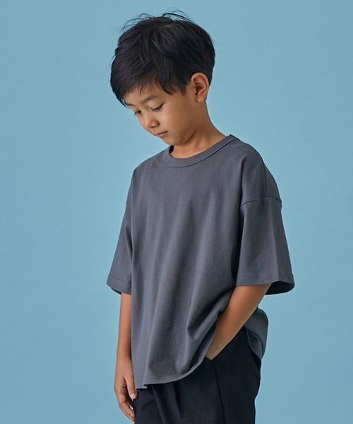FOV(フォブ)の「フォブ PLAIN 6分袖 Tシャツ(Tシャツ/カットソー・キッズ・ホワイト/ベージュ系その他/グリーン/イエロー/ブルー/チャコールグレー/ブラック・S/XL/M/L)」の1枚目の写真