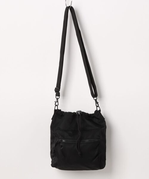 NEW ERA（ニューエラ）の「【NEW ERA/ニューエラ】2WAY DRAWSTRING POUCH NYLON TWL（ショルダーバッグ・メンズ・ブラック/オリーブ・FREE）」の3枚目の写真