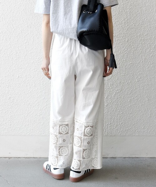 SHIPS any（シップス エニィ）の「SHIPS any:〈手洗い可能〉パッチワーク レース セミワイド イージー パンツ（その他パンツ・レディース・ブラック/オフホワイト・ONE SIZE）」の21枚目の写真