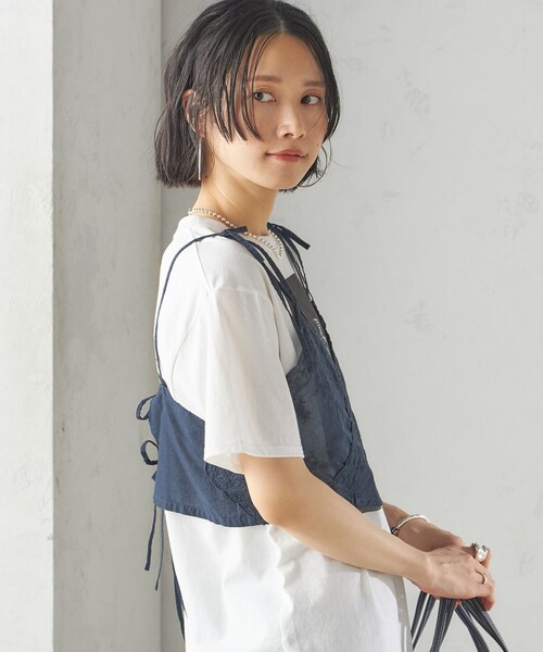 Heriter(エリテ)の「【SHIPS別注】Heriter:スワトウ ビスチェ(キャミソール・レディース・ネイビー・ONE SIZE)」の20枚目の写真