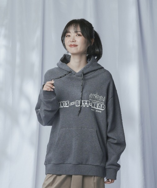 Manhattan Portage（マンハッタンポーテージ）の「Sweat Parka BEAVIS AND BUTT-HEAD（パーカー・メンズ・ヘザーチャコール/オートミール・SMALL/MEDIUM/LARGE/X-LARGE）」の2枚目の写真