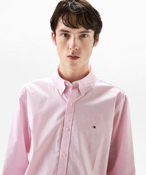 TOMMY HILFIGER（トミーヒルフィガー）の「オックスフォードストライプロングスリーブシャツ（シャツ/ブラウス・メンズ・グレー/グリーン/ピンク・LARGE/MEDIUM/SMALL/X-LARGE）」の17枚目の写真
