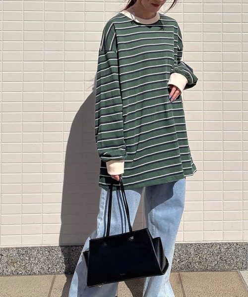 ISOOK(アイスー)の「【ISOOK / アイスー】オーバーサイズカラーボーダーTシャツ / ビックシルエット 長袖 ロンT ロングスリーブ クルーネック ユニセックス 細ボーダー 青 緑 白 ネイビー グリーン アイボリー ZOZOTOWN限定(Tシャツ/カットソー・レディース・ネイビー/グリーン/アイボリー・FREE)」の17枚目の写真