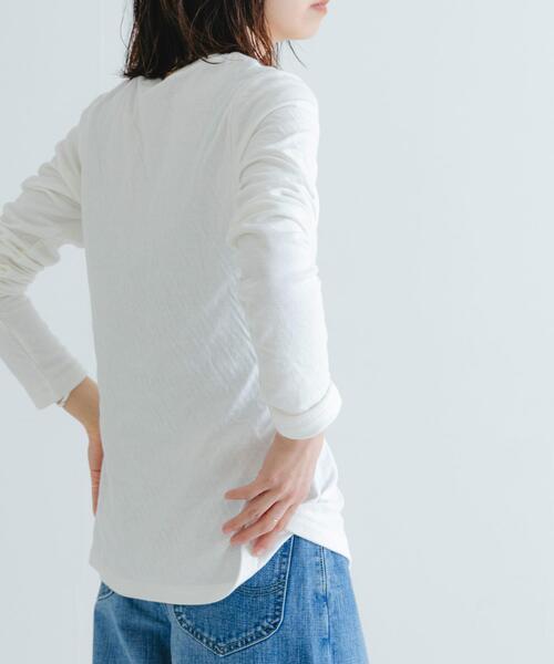 URBAN RESEARCH(アーバンリサーチ)の「『MADE IN JAPAN』セッケツクルーネックカーディガン(カーディガン/ボレロ・レディース・ネイビー/オフホワイト/グレー系その他・FREE)」の5枚目の写真