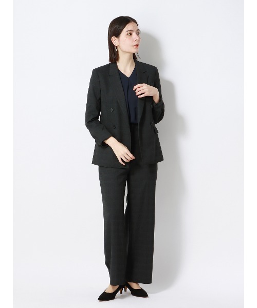 SUIT SQUARE(スーツスクエア)の「Vネックブラウス 5分袖 ウォッシャブル ダブルサテン フロントタック(シャツ/ブラウス・レディース・ベージュ系/ネイビー系/ホワイト系・38(9号))」の14枚目の写真