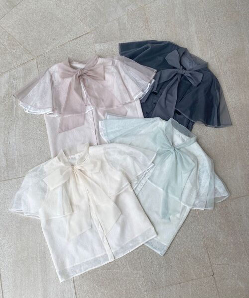 MAJESTIC LEGON(マジェスティックレゴン)の「チュールレースボウタイケープブラウス(シャツ/ブラウス・レディース・アイボリー/ミント/ピンク/チャコールグレー・MEDIUM)」の5枚目の写真