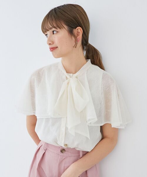MAJESTIC LEGON(マジェスティックレゴン)の「チュールレースボウタイケープブラウス(シャツ/ブラウス・レディース・アイボリー/ミント/ピンク/チャコールグレー・MEDIUM)」の12枚目の写真