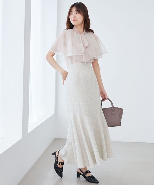 MAJESTIC LEGON(マジェスティックレゴン)の「チュールレースボウタイケープブラウス(シャツ/ブラウス・レディース・アイボリー/ミント/ピンク/チャコールグレー・MEDIUM)」の17枚目の写真
