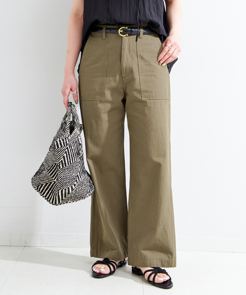 B.C STOCK(ベーセーストック)の「ストレートベイカーパンツ(その他パンツ・レディース・ベージュ/カーキ・SMALL/MEDIUM)」の2枚目の写真