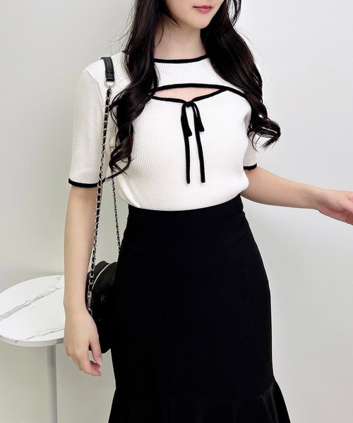 INGNI（イング）の「リボン付配色デコルテオープン半袖ニット（ニット/セーター・レディース・ホワイト×ブラック/ブラック×ホワイト/ピンク系2・M）」の17枚目の写真