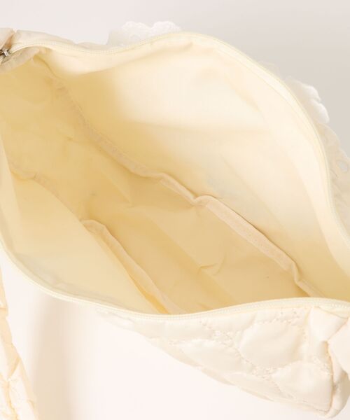 SPINNS(スピンズ)の「推しを入れられるポケットつき!痛バッグ/キルティング(ショルダーバッグ・レディース・ブラック/ホワイト/ブルー/ピンク・ONESIZE)」の13枚目の写真